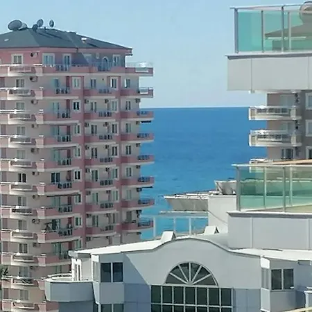 Cozy Sea View Next To The Beach, In The Mid Of The Market, Saturday Bazar, Restaurants & Bars Etc, Mahmutlar! Daire *